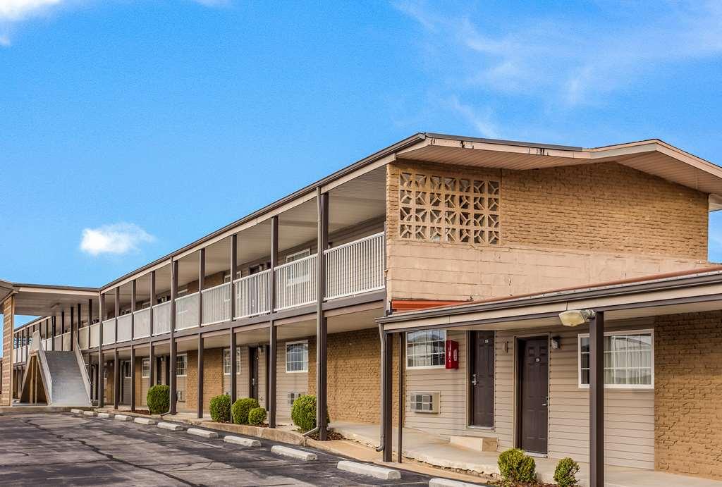 Americas Best Value Inn - Лебанон Экстерьер фото